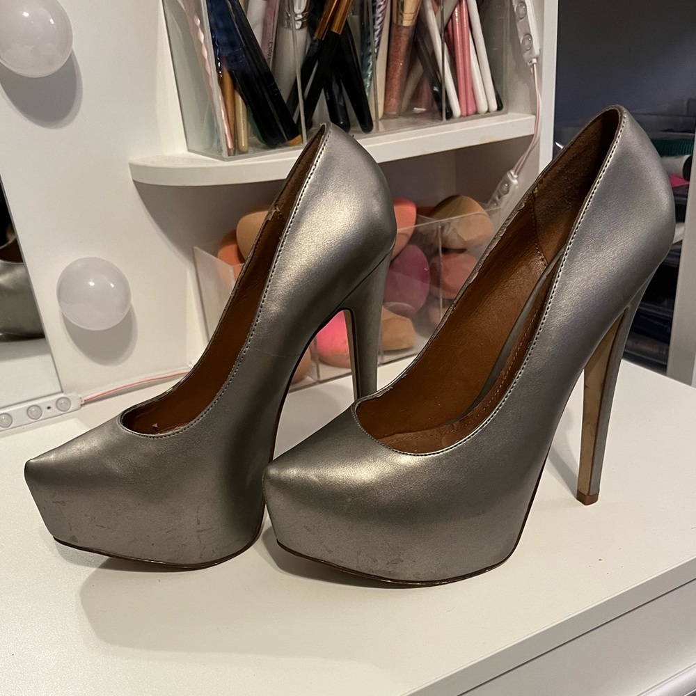 Aldo Metallic Silver Platform Heels